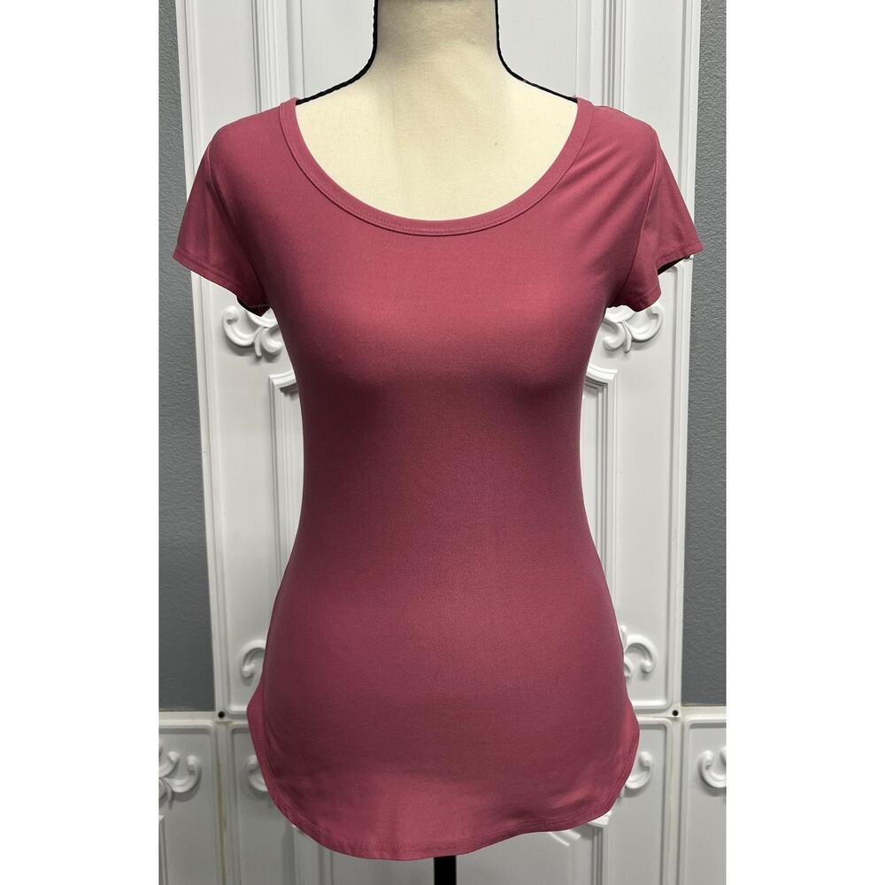 No Boundaries Mauve Scoop-Neck Tee with Crisscross Back- Women's Medium